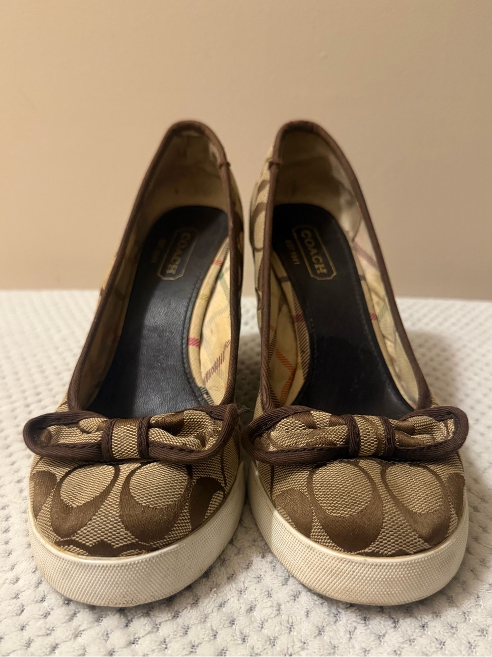Coach Brown Signature Canvas Bow Wedge Flats - size: 7.5